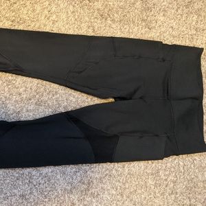 Members mark leggings with pockets